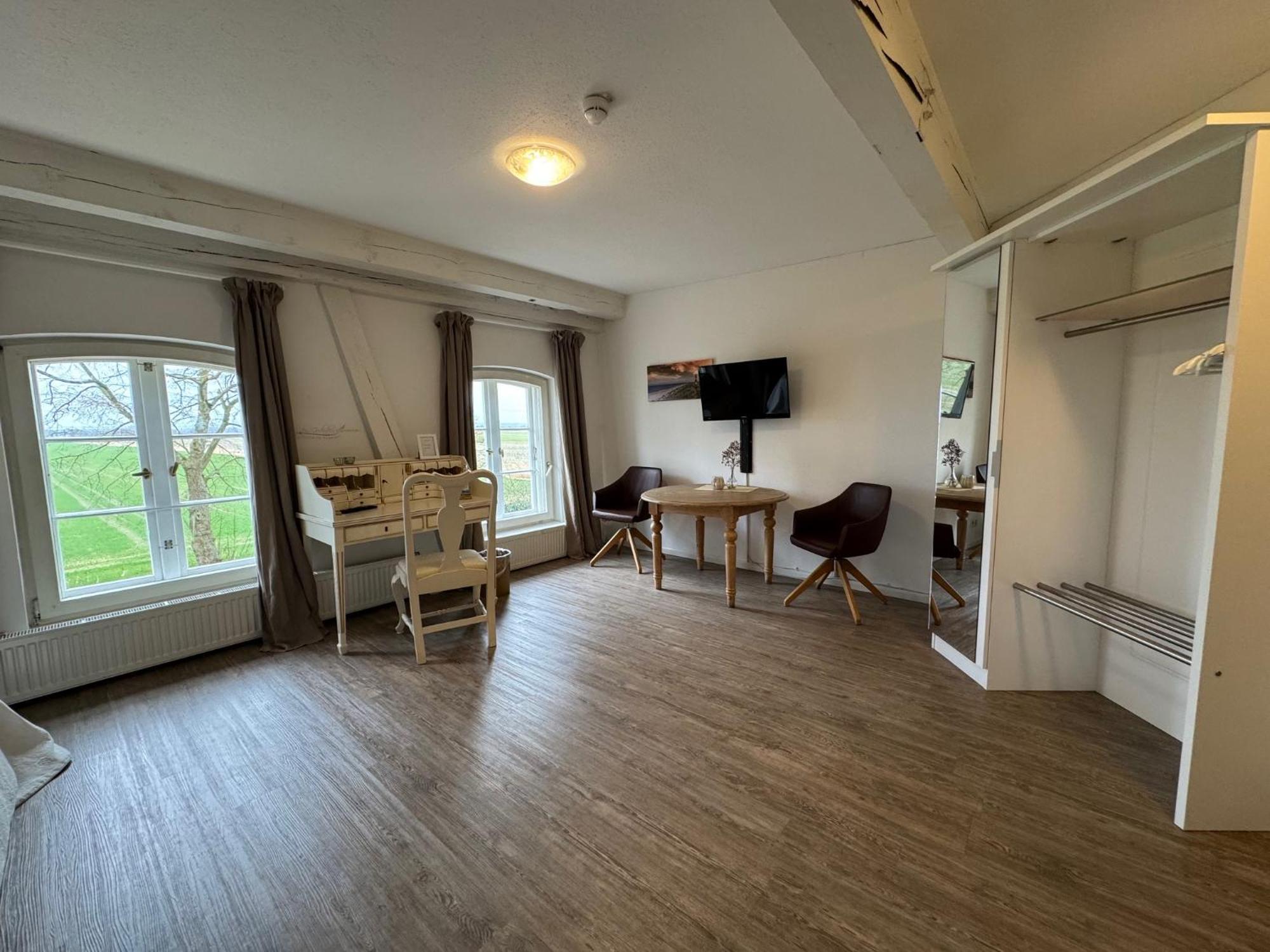 Landsitzhotel Und Seminarium Peterhof Hodorf Exteriér fotografie