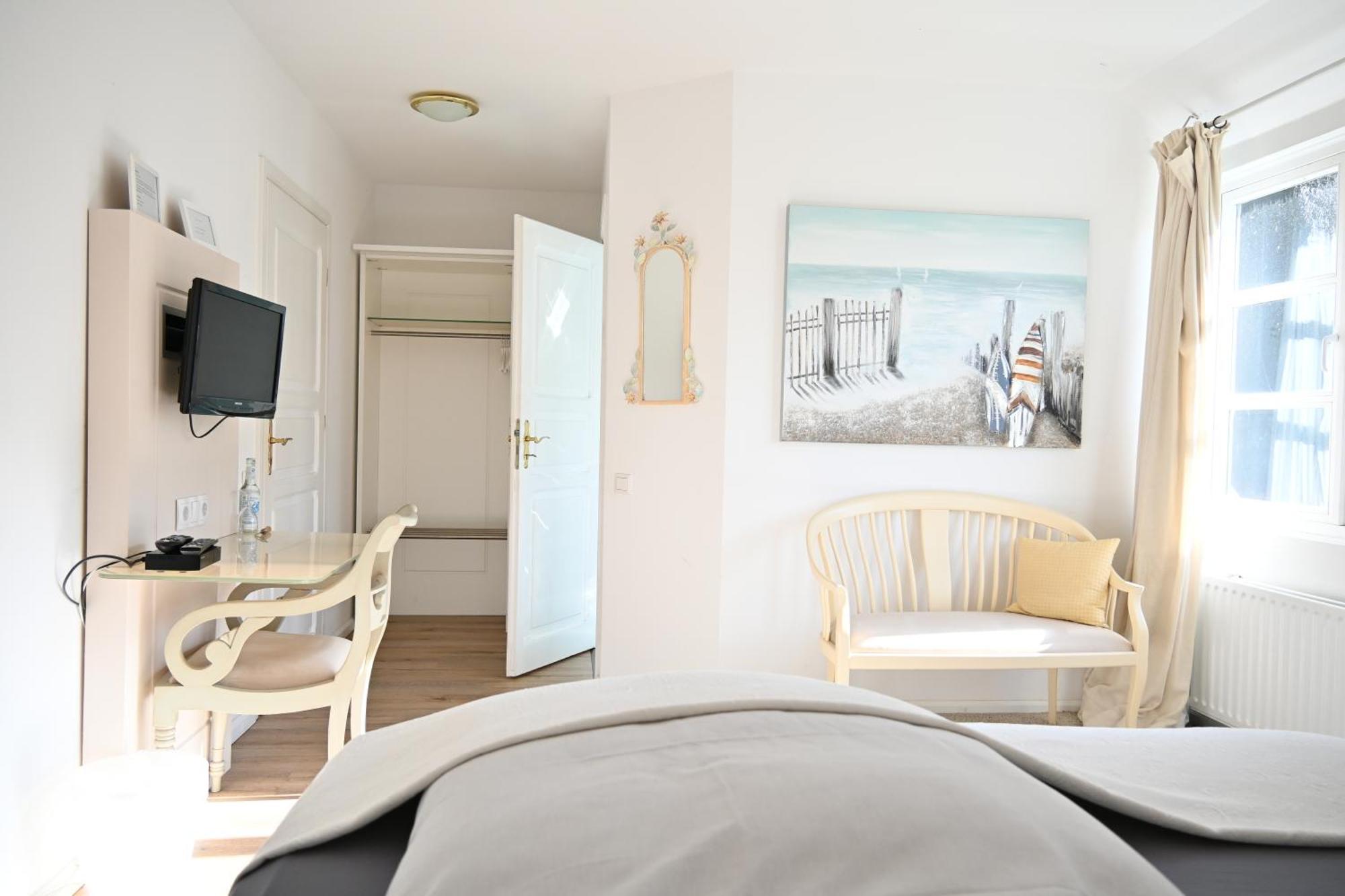 Landsitzhotel Und Seminarium Peterhof Hodorf Exteriér fotografie